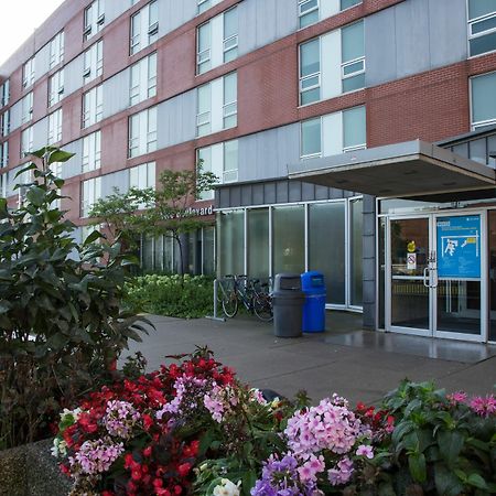 Humber College Lakeshore Campus Residence Toronto Exteriör bild